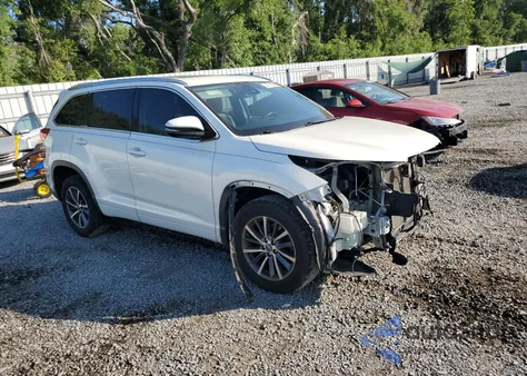 2018 Toyota Highlander Se из США, поврежденный, VIN 5TDKZRFH6JS546154